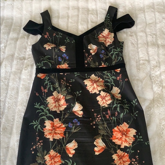 Karen Millen Dresses & Skirts - Cocktail dress